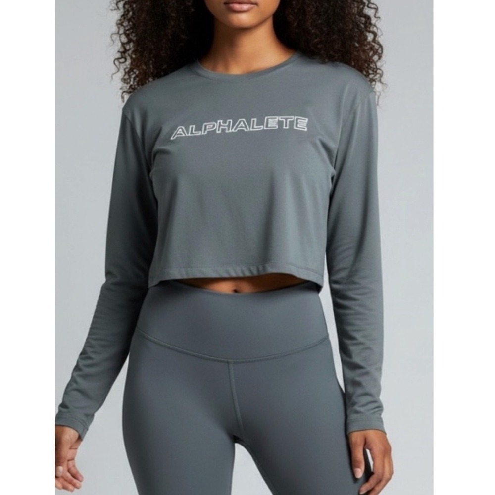 ALPHALETE Long Sleeve Crop Top Women's Size L Green Activewear Athleisure